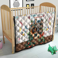 Never Underestimate A Girl Who Loves Reading Books Quilt