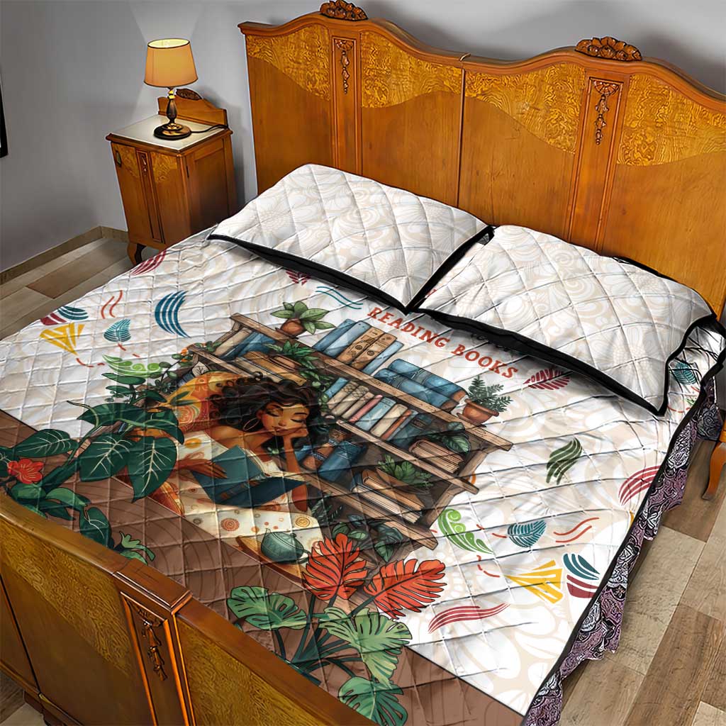Never Underestimate A Girl Who Loves Reading Books Quilt Bed Set