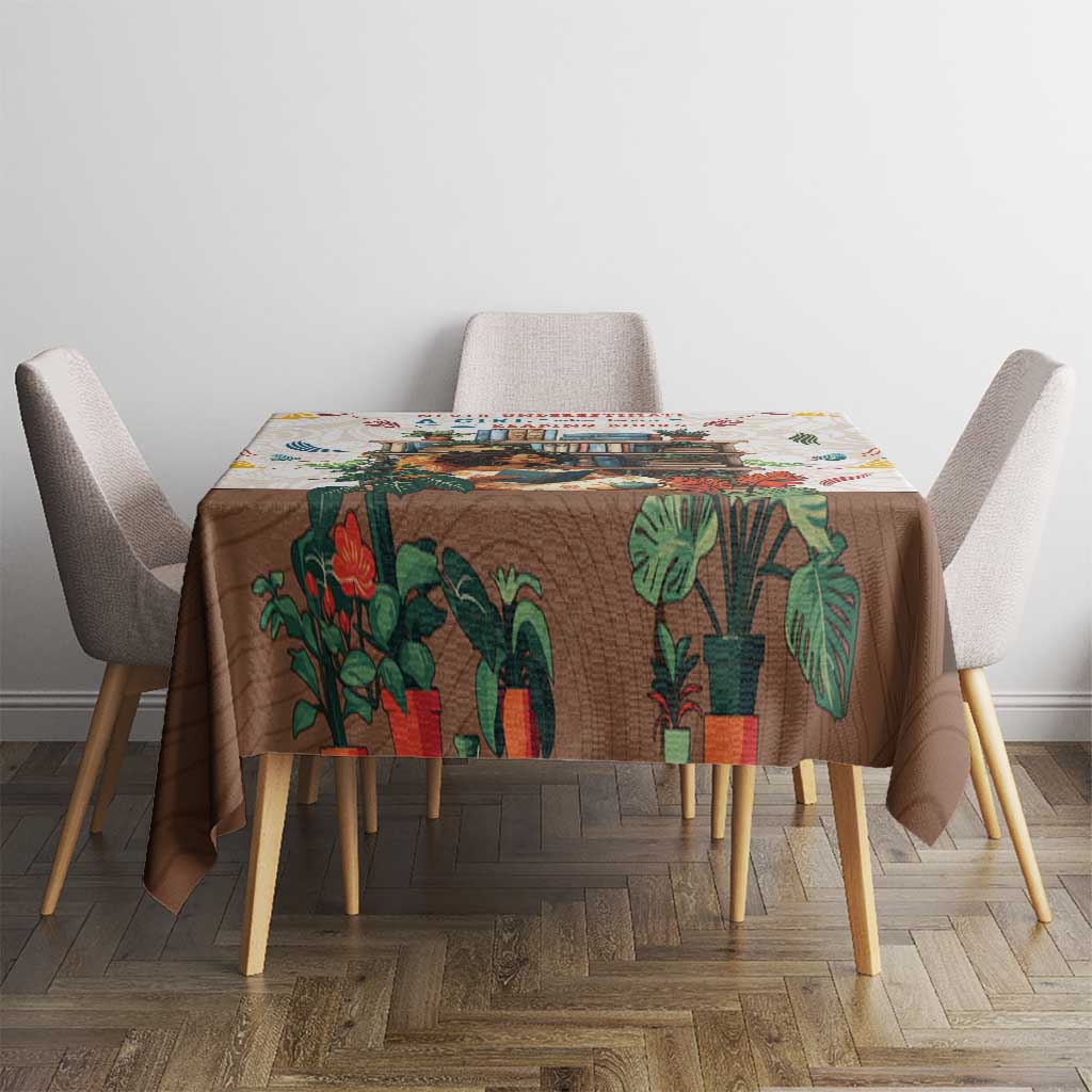 Never Underestimate A Girl Who Loves Reading Books Tablecloth