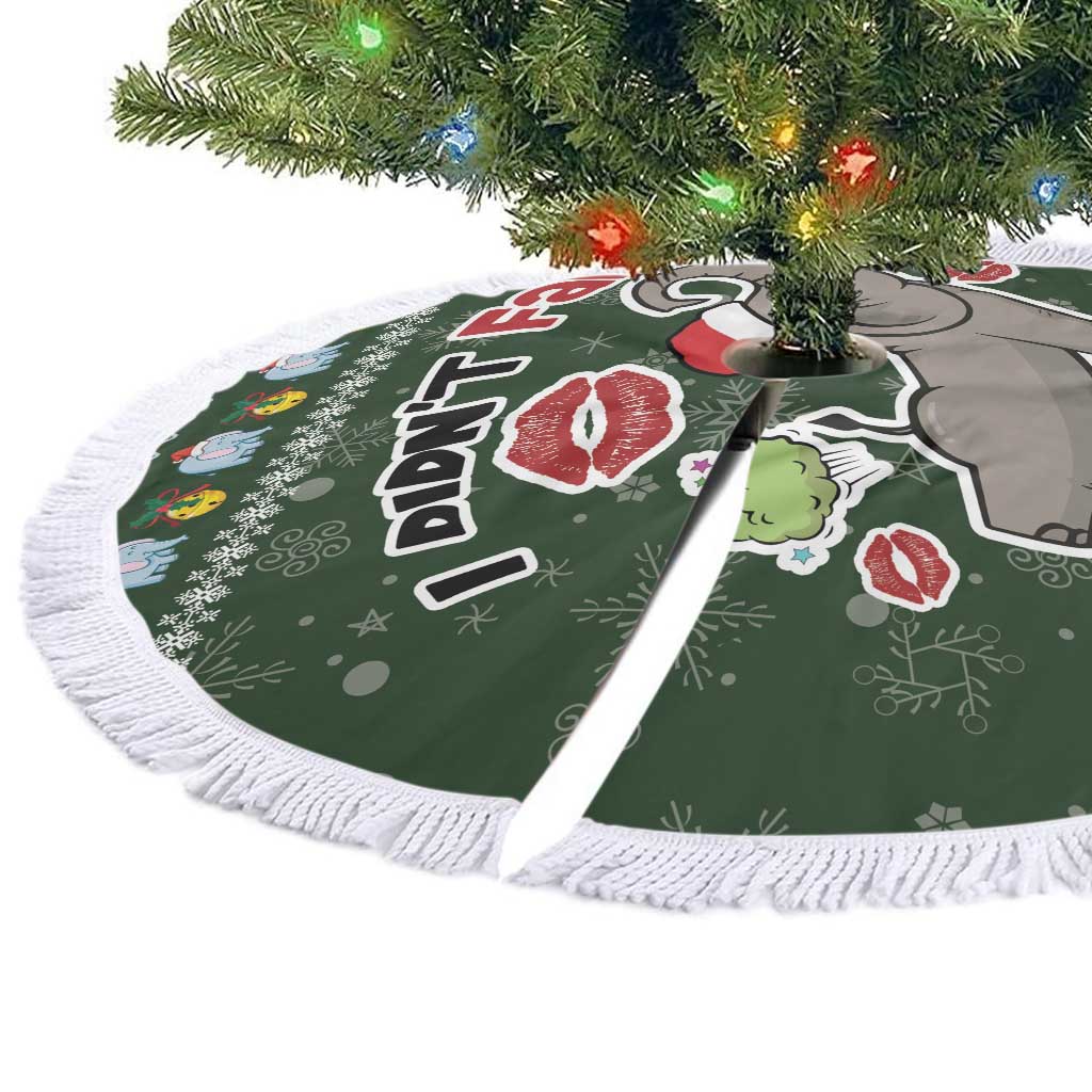 Elephant I Didnt Fart My Butt Blew You A Kiss Tree Skirt Elephant Christmas DT04 - Wonder Print Shop