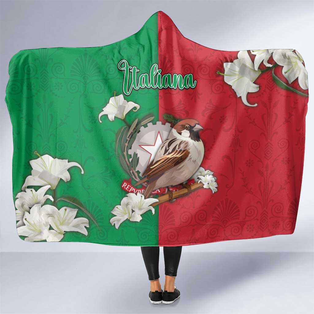 Italy Hooded Blanket Sparrow With Symbol Italiana - Wonder Print Shop