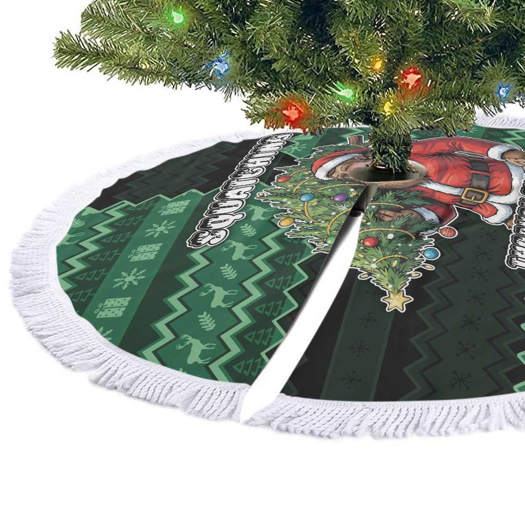 Bigfoot Christmas Tree Skirt Squatching Through The Snow - Wonder Print Shop