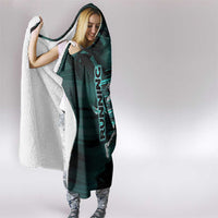 Running Hooded Blanket Infinite Sprint Energy