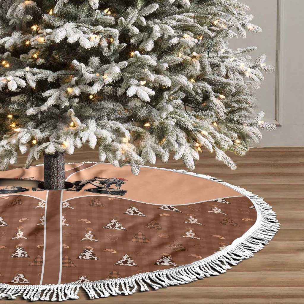 Western Yoke Tree Skirt Cowgirl Drinking Wine Christmas - Wonder Print Shop