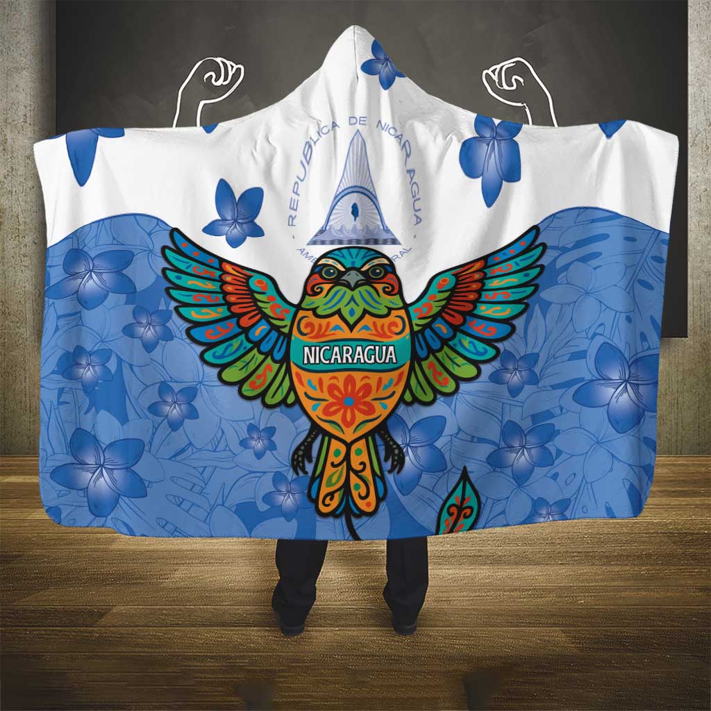 Nicaragua Hooded Blanket Guardabarranco Bird With Sacuanjoche