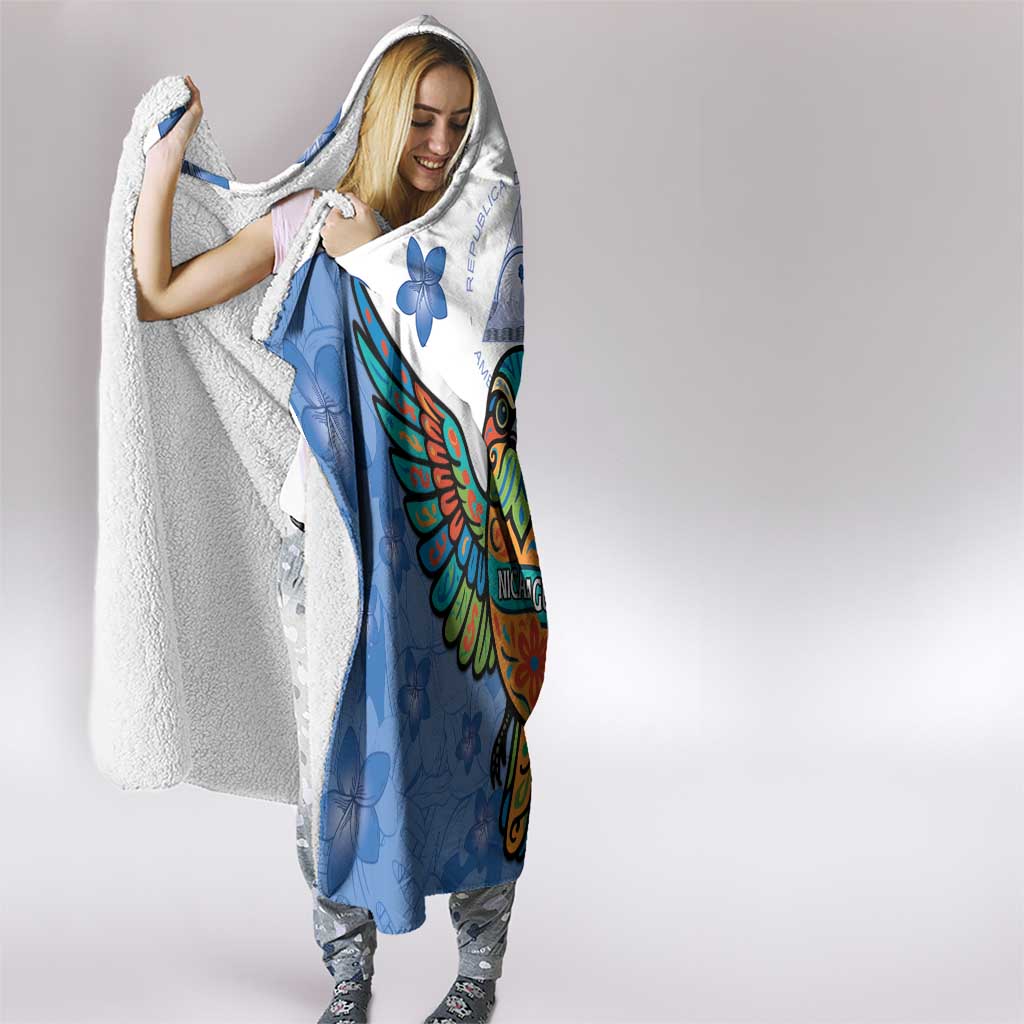 Nicaragua Hooded Blanket Guardabarranco Bird With Sacuanjoche