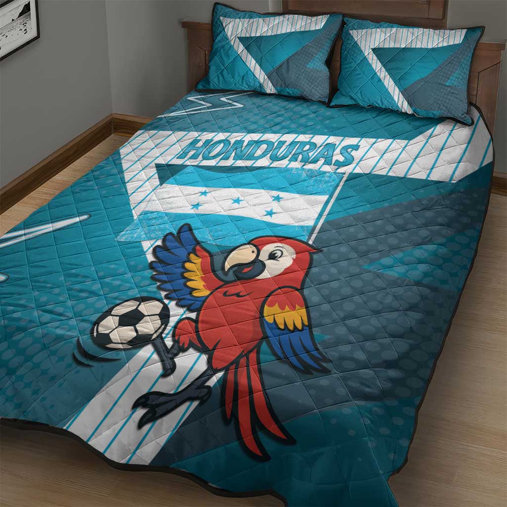 Honduras Football Quilt Bed Set Scarlet Macaw Mascot