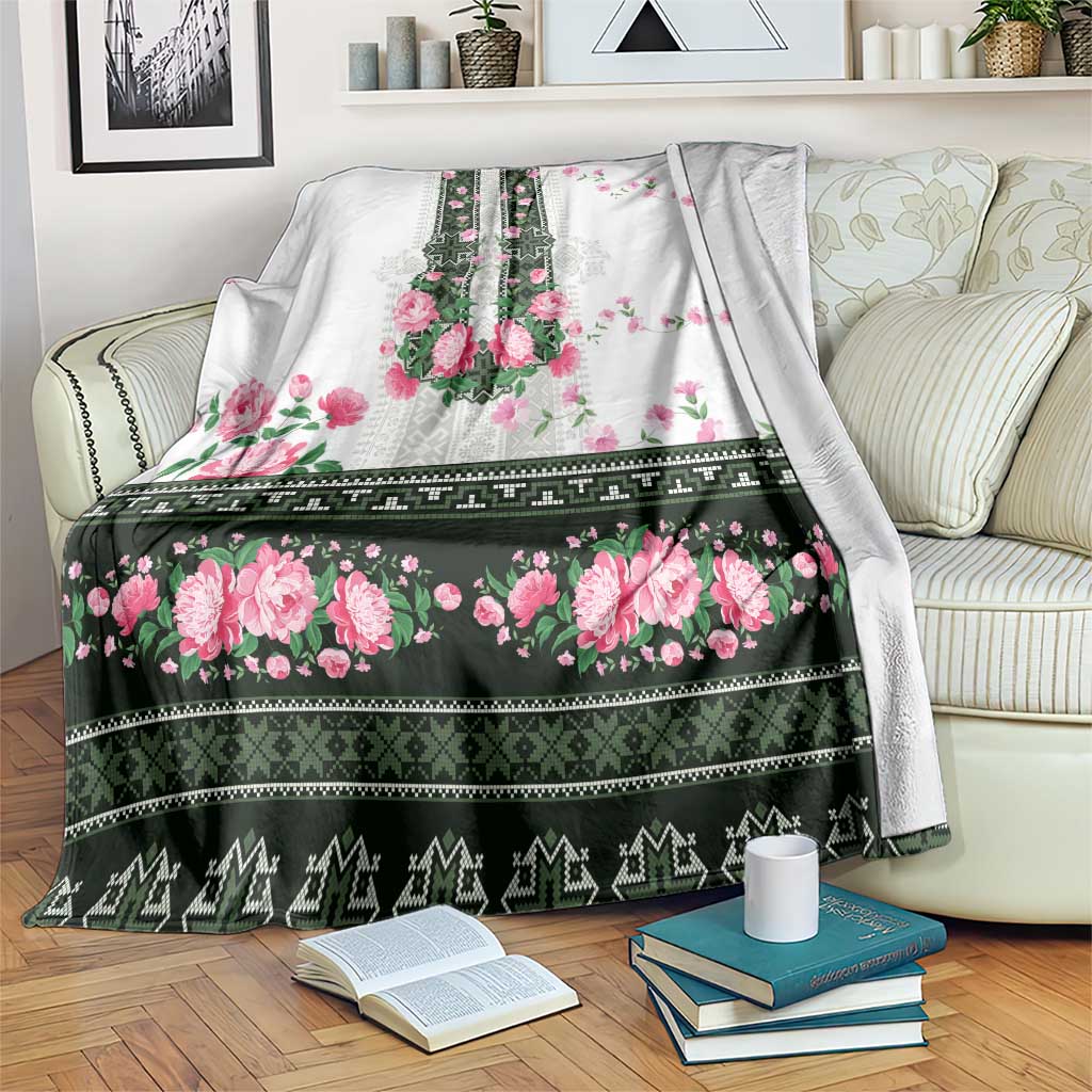 Green Romanian National Costume Blanket Peony Flowers Traditional Folk Pattern - Wonder Print Shop