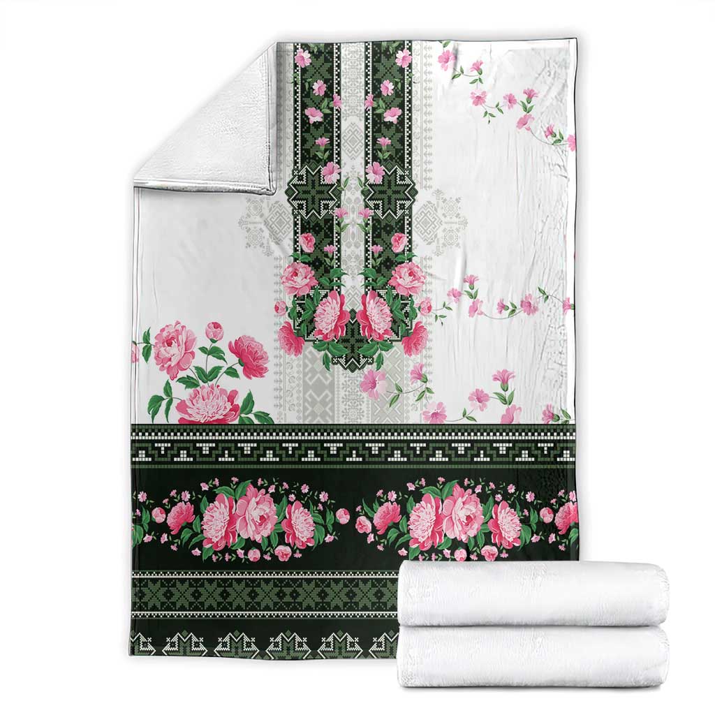 Green Romanian National Costume Blanket Peony Flowers Traditional Folk Pattern - Wonder Print Shop