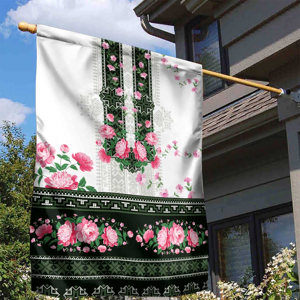 Green Romanian National Costume Garden Flag Peony Flowers Traditional Folk Pattern - Wonder Print Shop