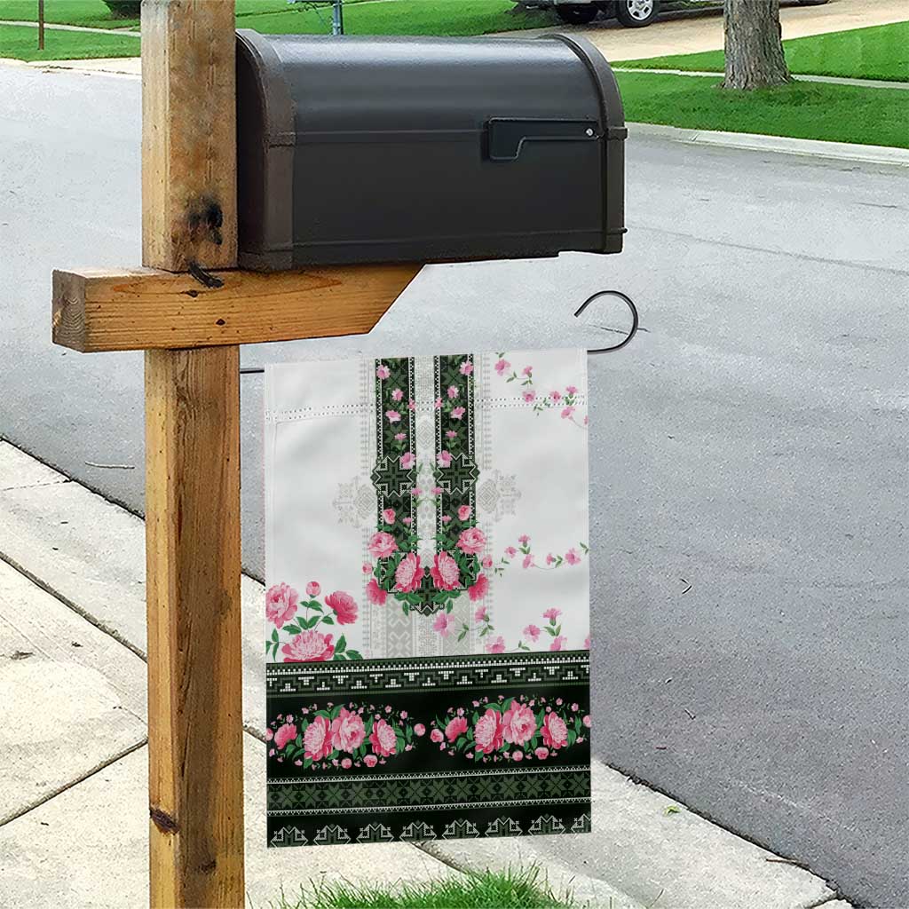 Green Romanian National Costume Garden Flag Peony Flowers Traditional Folk Pattern - Wonder Print Shop
