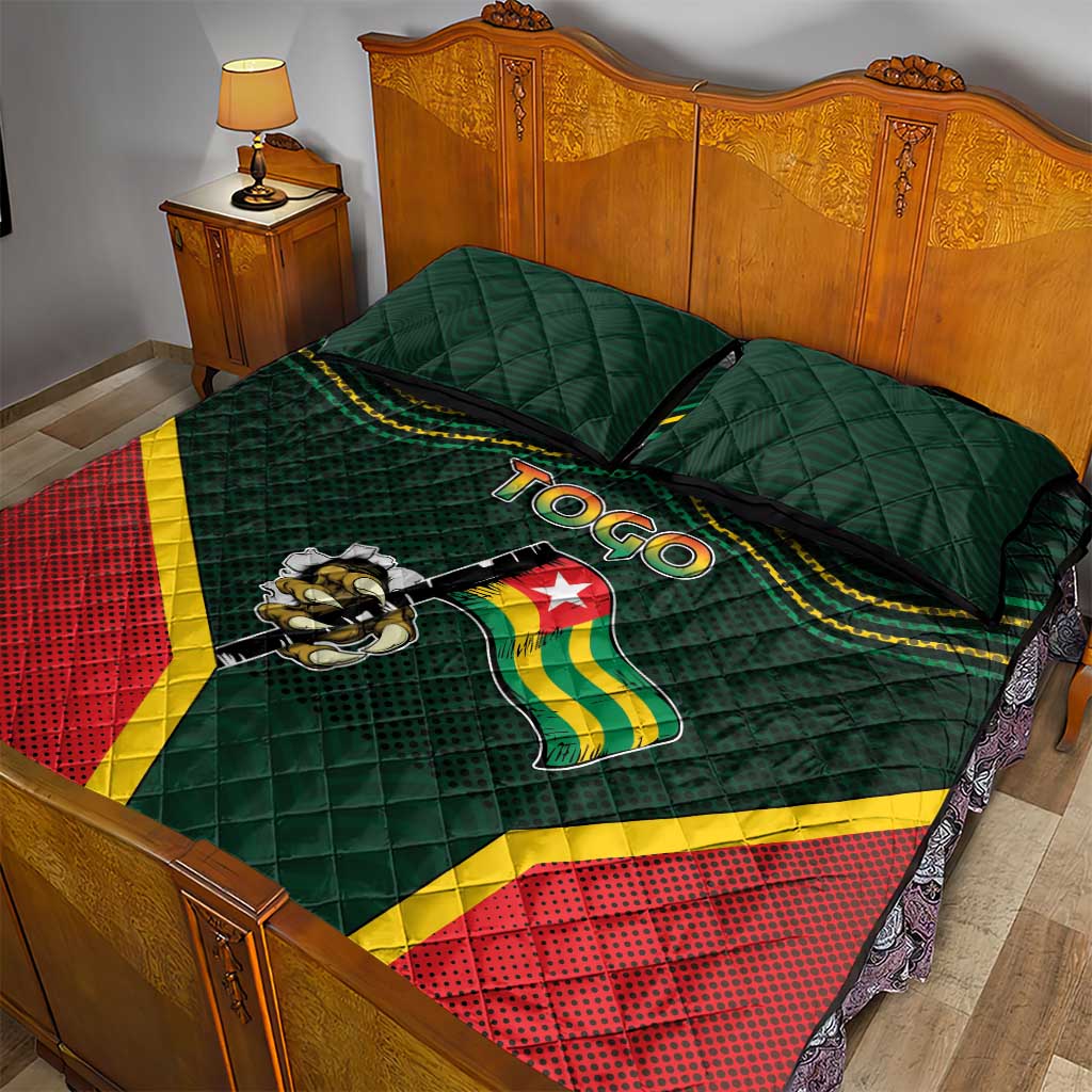 Togo Quilt Bed Set Lion Claw Flag Sport Style - Wonder Print Shop