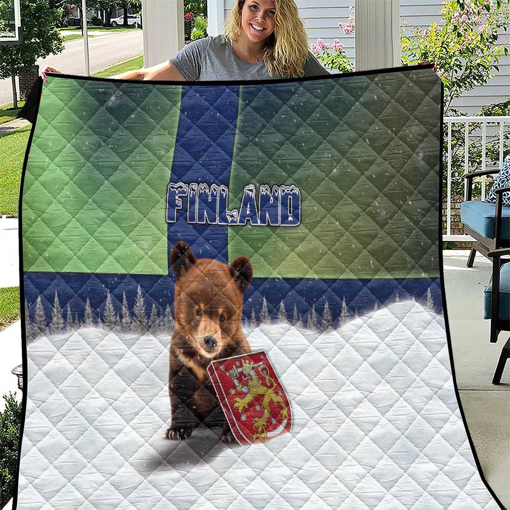Finland Quilt Brown Bear With Symbol Under The Aurora Sky - Wonder Print Shop