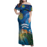 Merry Catmas Family Matching Off Shoulder Maxi Dress and Hawaiian Shirt Cat Hanging On Xmas Tree - Wonder Print Shop
