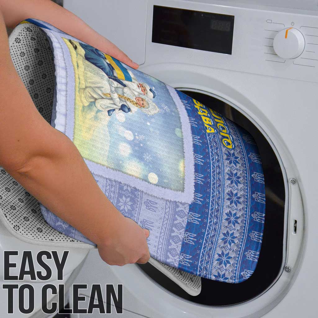 Ukraine Ded Moroz And Snegurochka Christmas Bathroom Set With Wool Effect Patterns - Wonder Print Shop