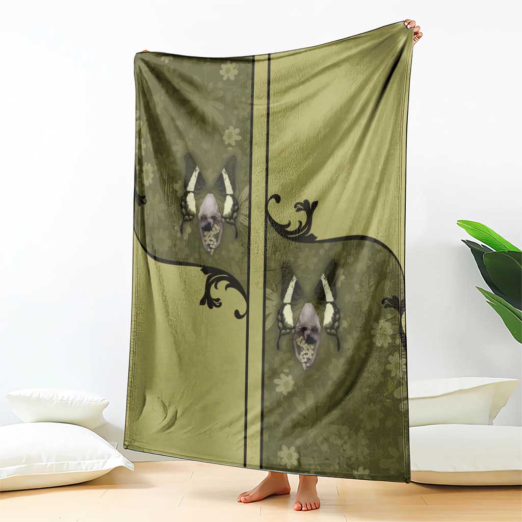 Western Gothic Yoke Blanket Retro Butterfly With Daisy Garden - Wonder Print Shop