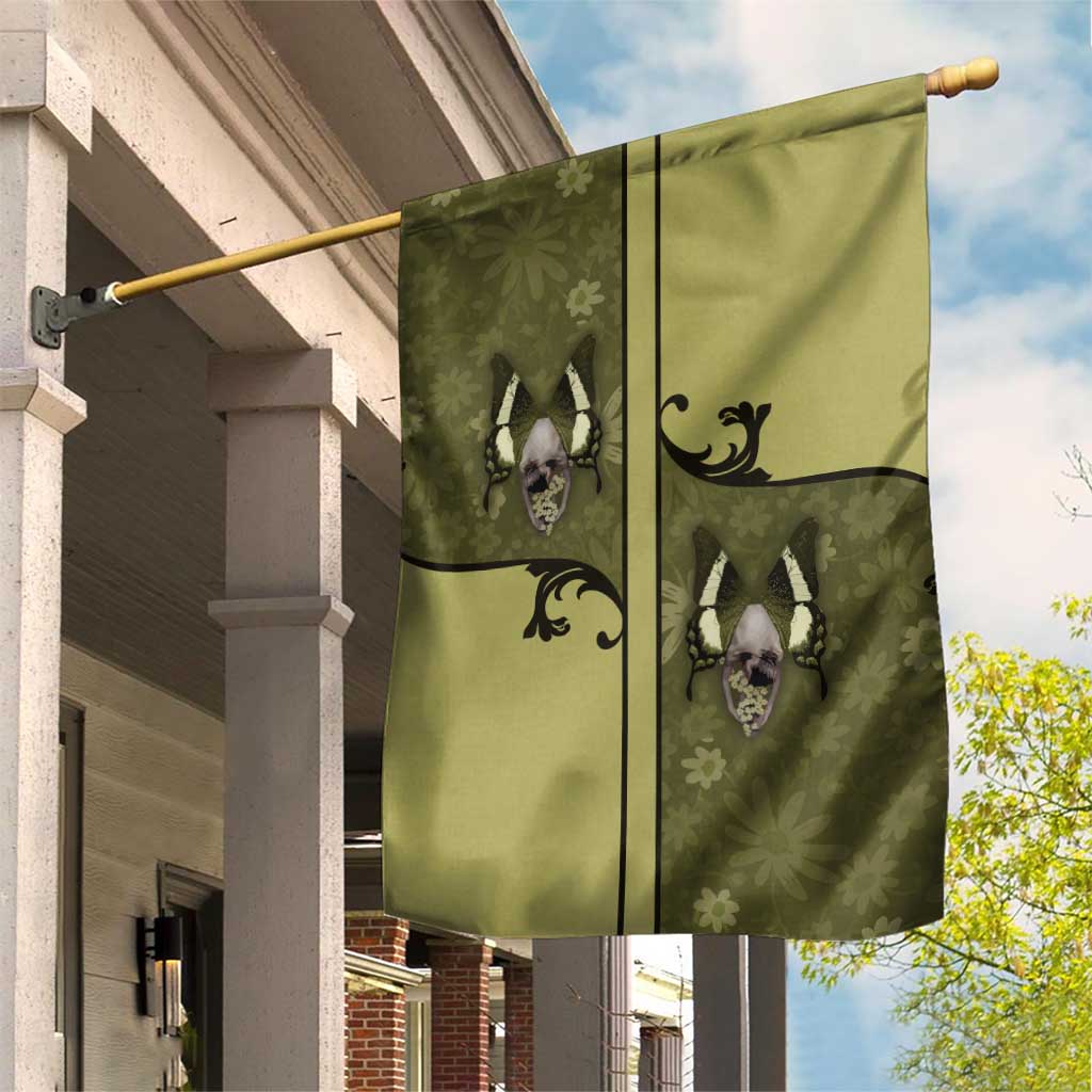 Western Gothic Yoke Garden Flag Retro Butterfly With Daisy Garden - Wonder Print Shop