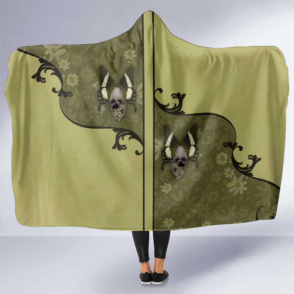 Western Gothic Yoke Hooded Blanket Retro Butterfly With Daisy Garden - Wonder Print Shop