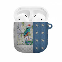 El Salvador Torogoz Christmas AirPods Case With Wool Effect Patterns - Wonder Print Shop