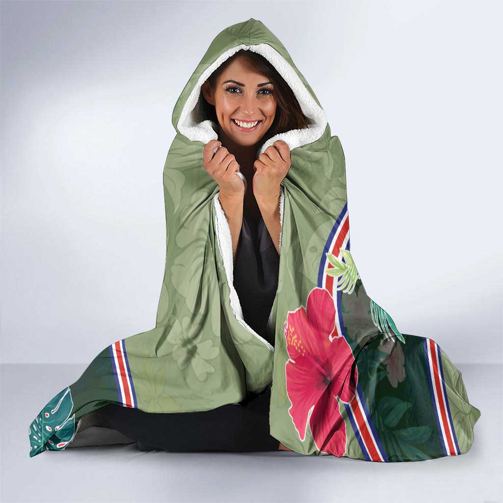 Costa Rica Hooded Blanket Pura Vida Dabbing Sloth