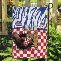 Croatia Football Garden Flag Marten In Hole With Checkered Patterns