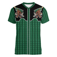 Western Yoke Women V-Neck T-Shirt Bigfoot Xmas Cowboy Style - Wonder Print Shop