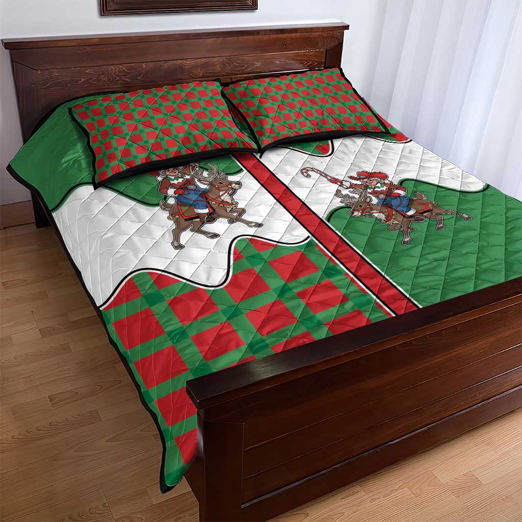 Western Yoke Quilt Bed Set Mrs Claus Cowgirl Style - Wonder Print Shop