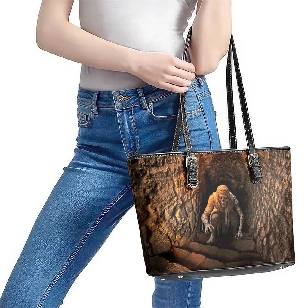 3D Illusion Scary Halloween Leather Tote Bag Creepy Mummy - Wonder Print Shop