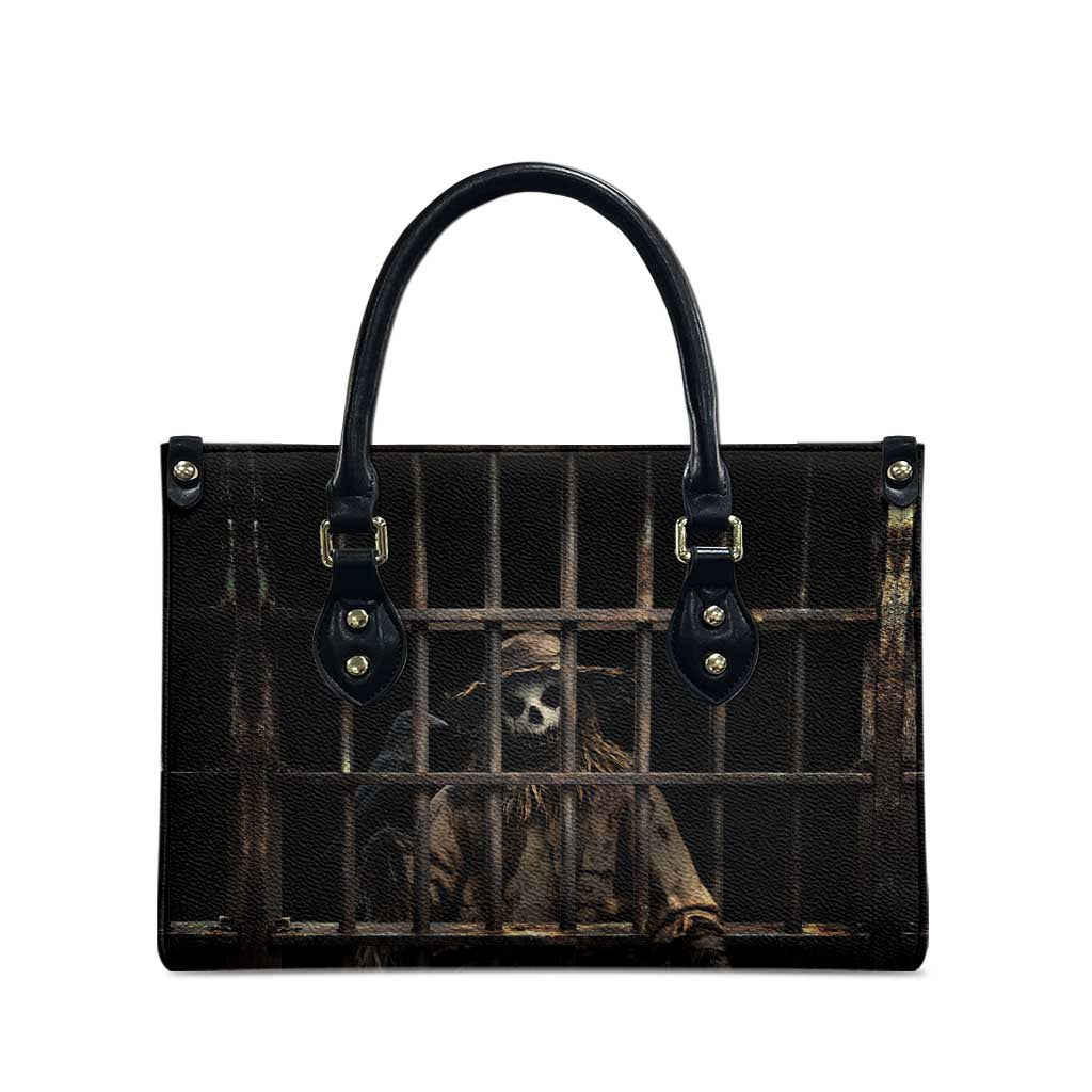 3D Illusion Straw Man Halloween Leather Bag Behind The Bars DT05