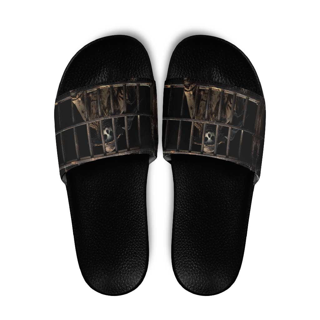 3D Illusion Straw Man Halloween Slide Sandals Behind The Bars - Wonder Print Shop