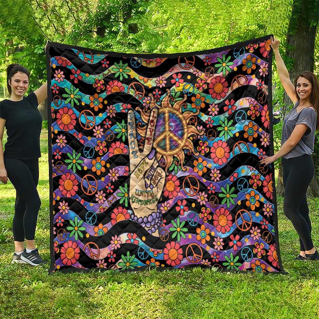Hippie Quilt Hand Gesture V With Peace Symbol - Wonder Print Shop