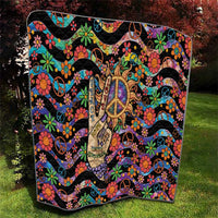 Hippie Quilt Hand Gesture V With Peace Symbol - Wonder Print Shop