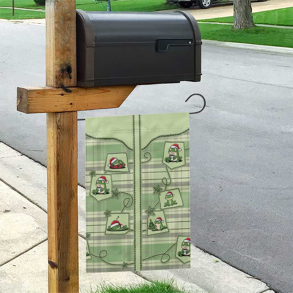 Western Yoke Garden Flag Frog Christmas Cute Style - Wonder Print Shop