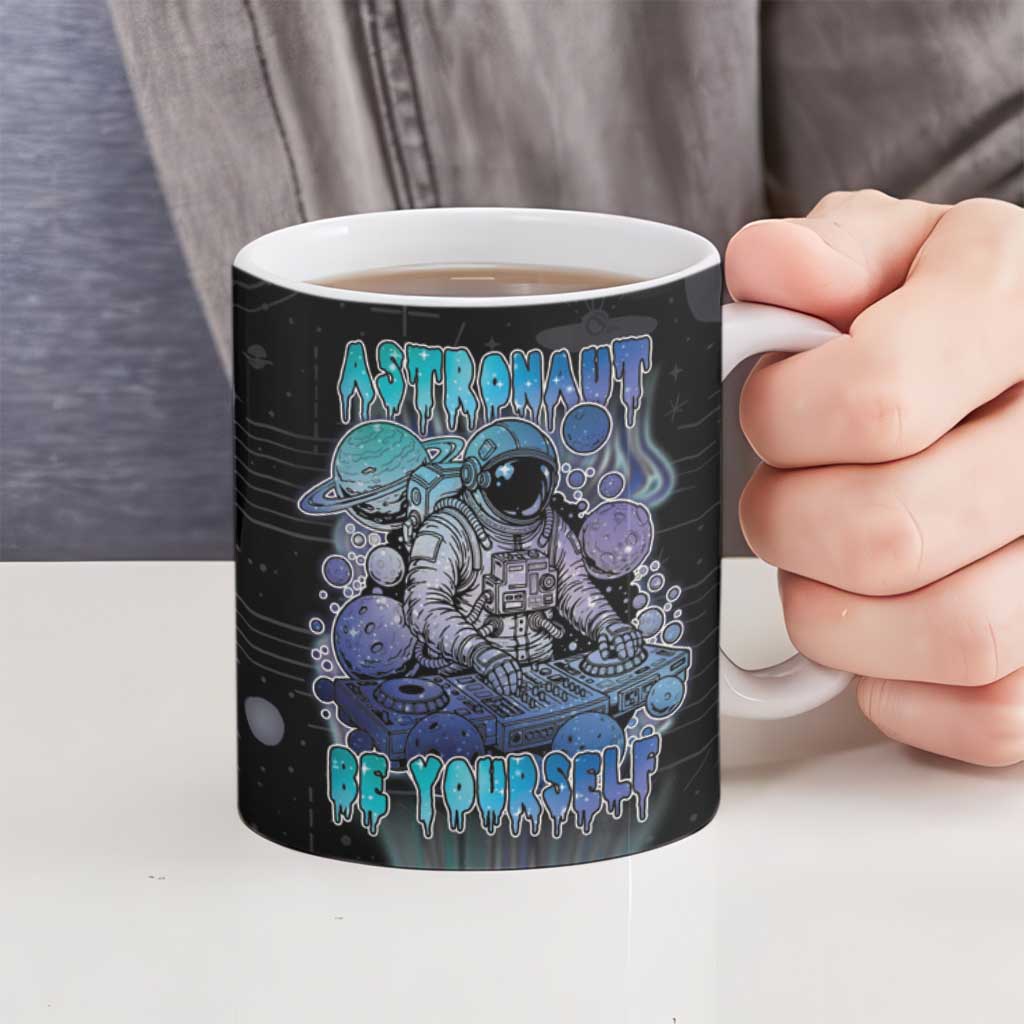 Astronaut Ceramic Mug Love Your Mind Find Your Soul - Wonder Print Shop