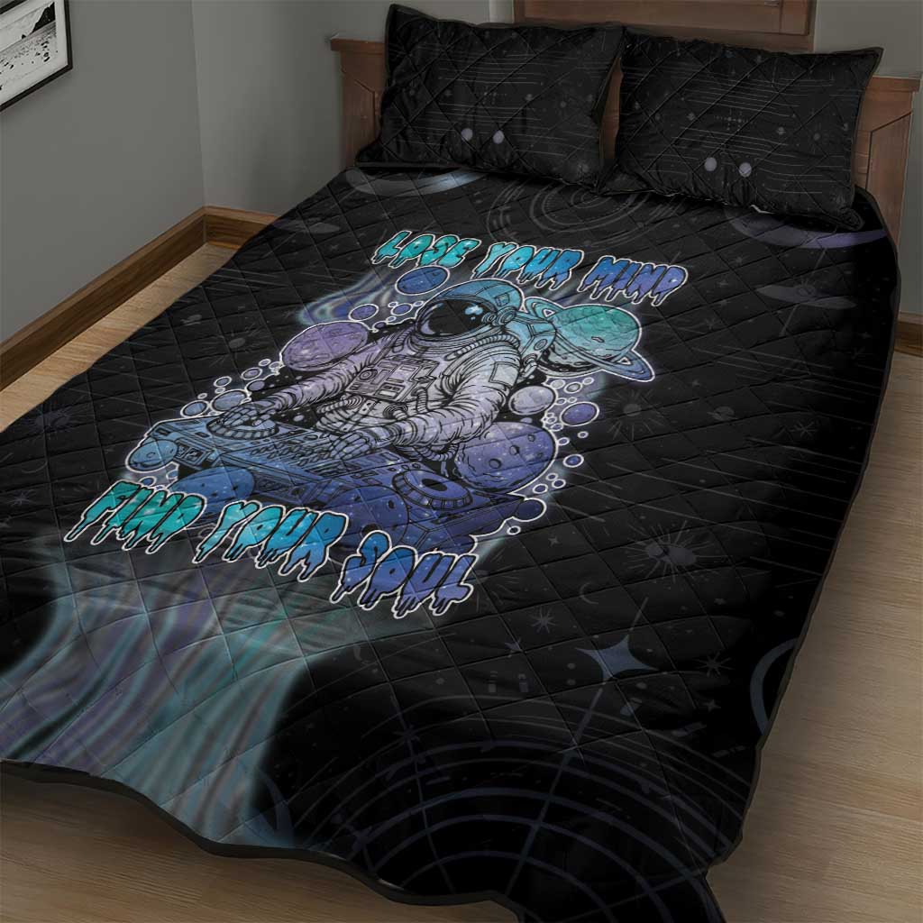 Astronaut Quilt Bed Set Love Your Mind Find Your Soul - Wonder Print Shop
