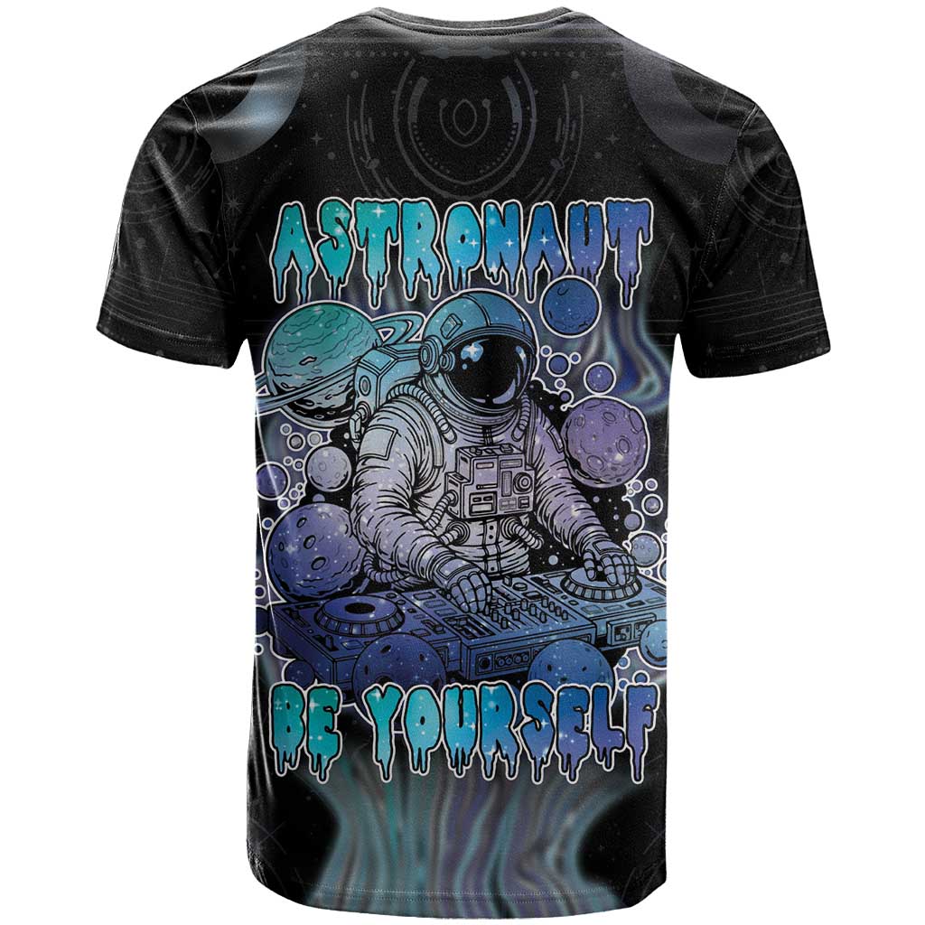 Astronaut T Shirt Love Your Mind Find Your Soul - Wonder Print Shop