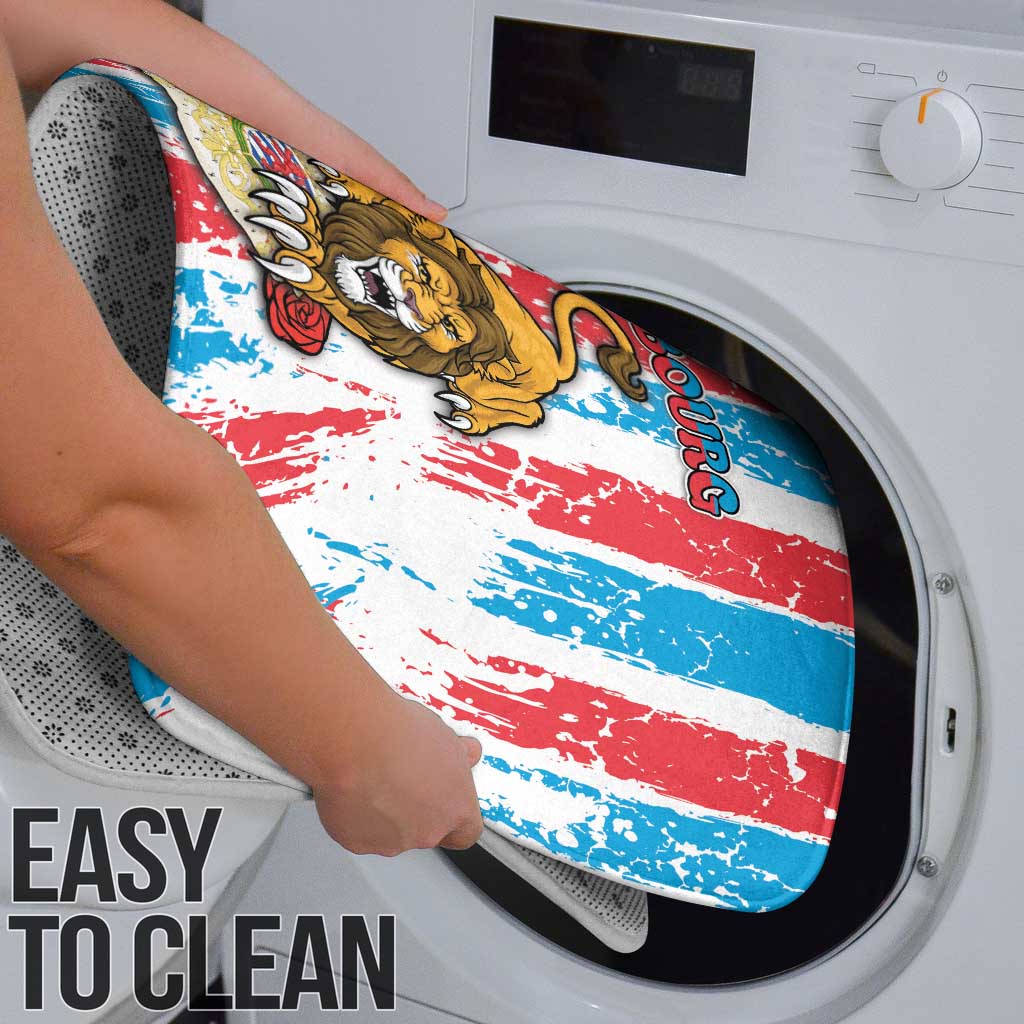 Luxembourg Bathroom Set Red Lion With Coat Of Arms - Wonder Print Shop