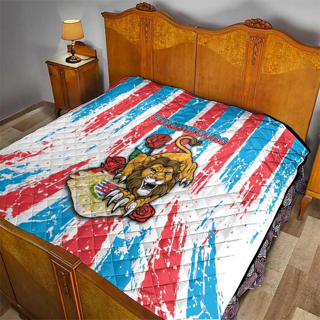 Luxembourg Quilt Red Lion With Coat Of Arms - Wonder Print Shop