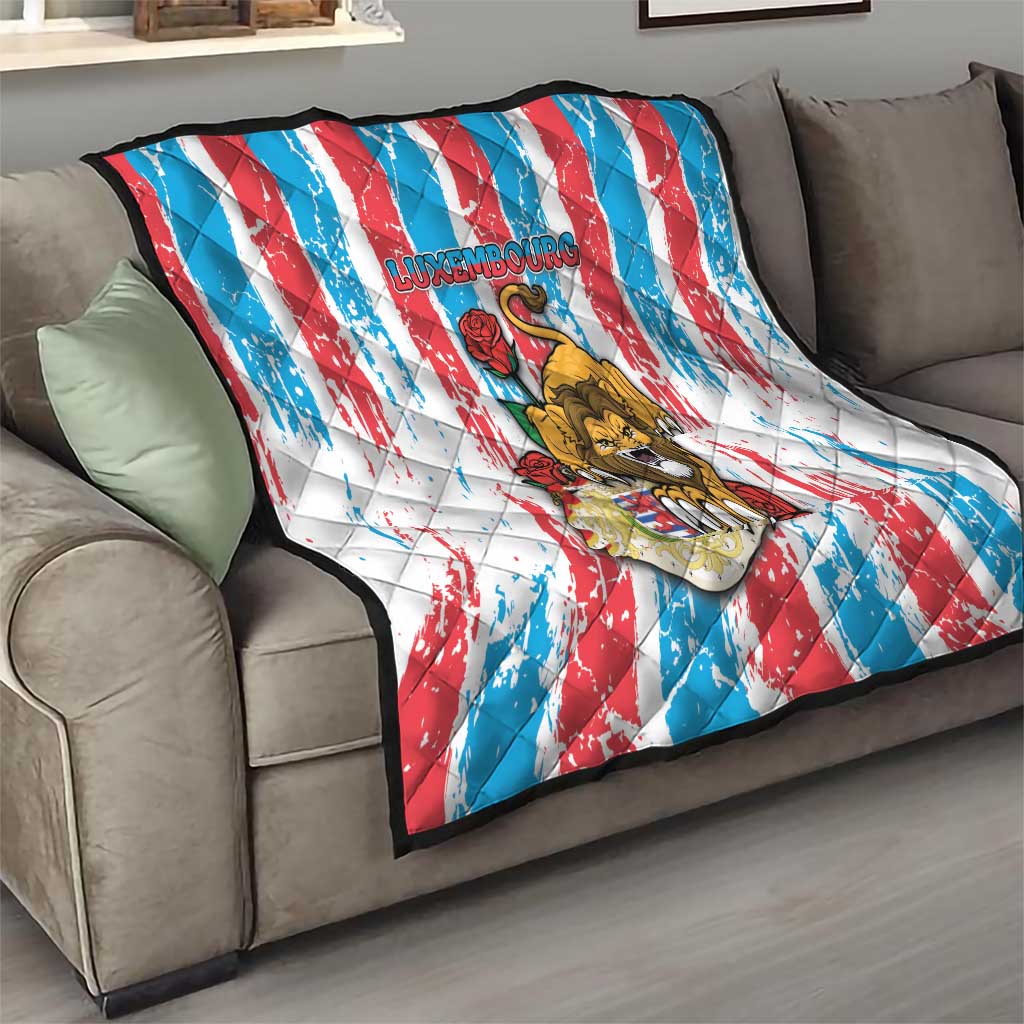 Luxembourg Quilt Red Lion With Coat Of Arms - Wonder Print Shop