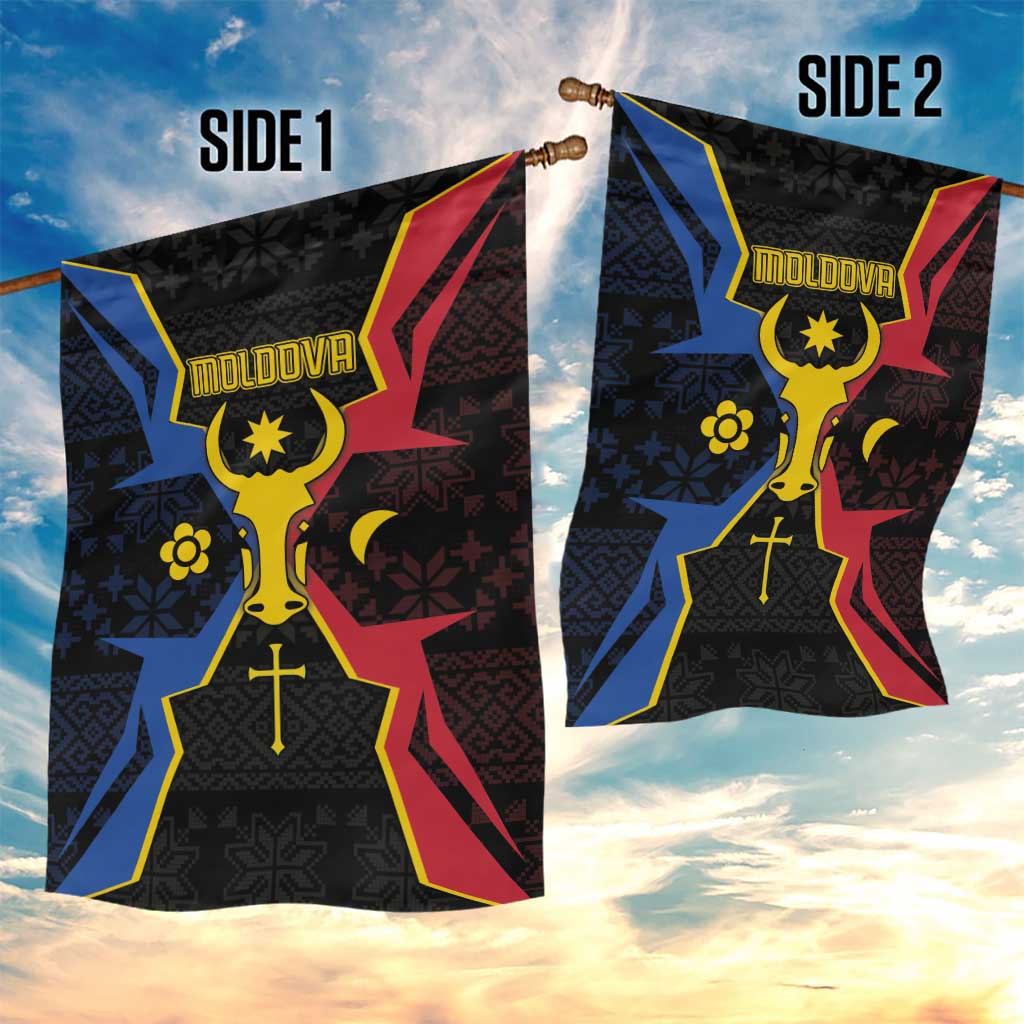 Moldova Garden Flag The Aurochs Symbol With Patterns - Wonder Print Shop