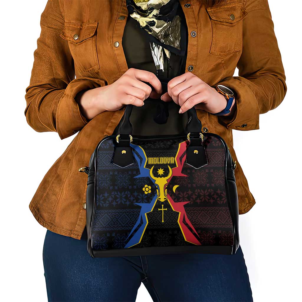 Moldova Shoulder Handbag The Aurochs Symbol With Patterns - Wonder Print Shop
