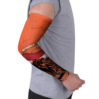 Netherlands Arm Sleeves Lion With Daisy Flower - Wonder Print Shop