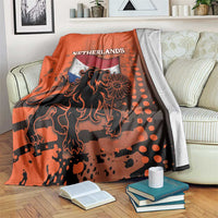 Netherlands Blanket Lion With Daisy Flower - Wonder Print Shop