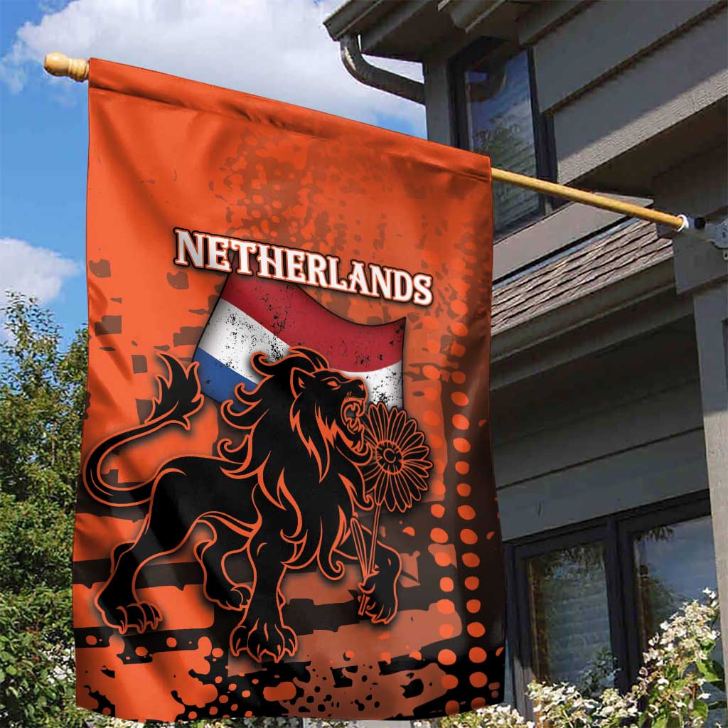 Netherlands Garden Flag Lion With Daisy Flower - Wonder Print Shop