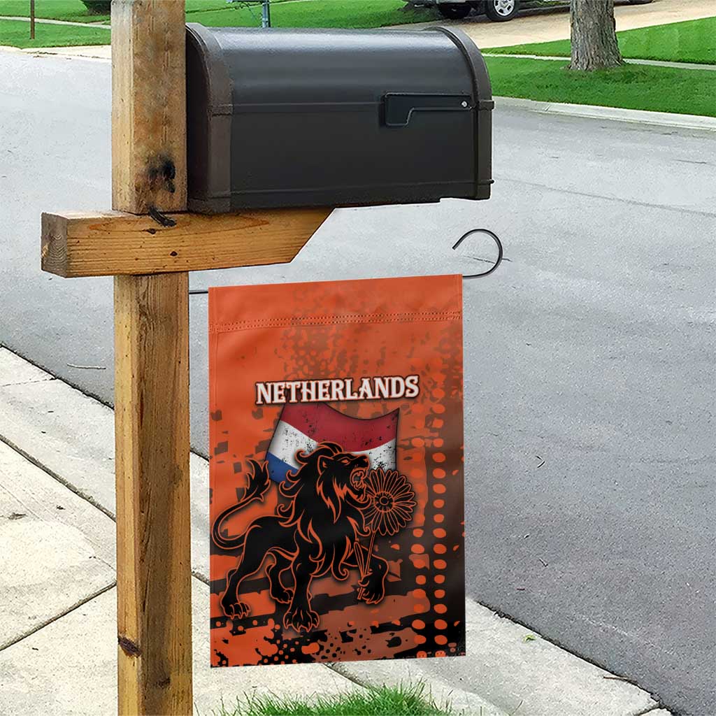 Netherlands Garden Flag Lion With Daisy Flower - Wonder Print Shop