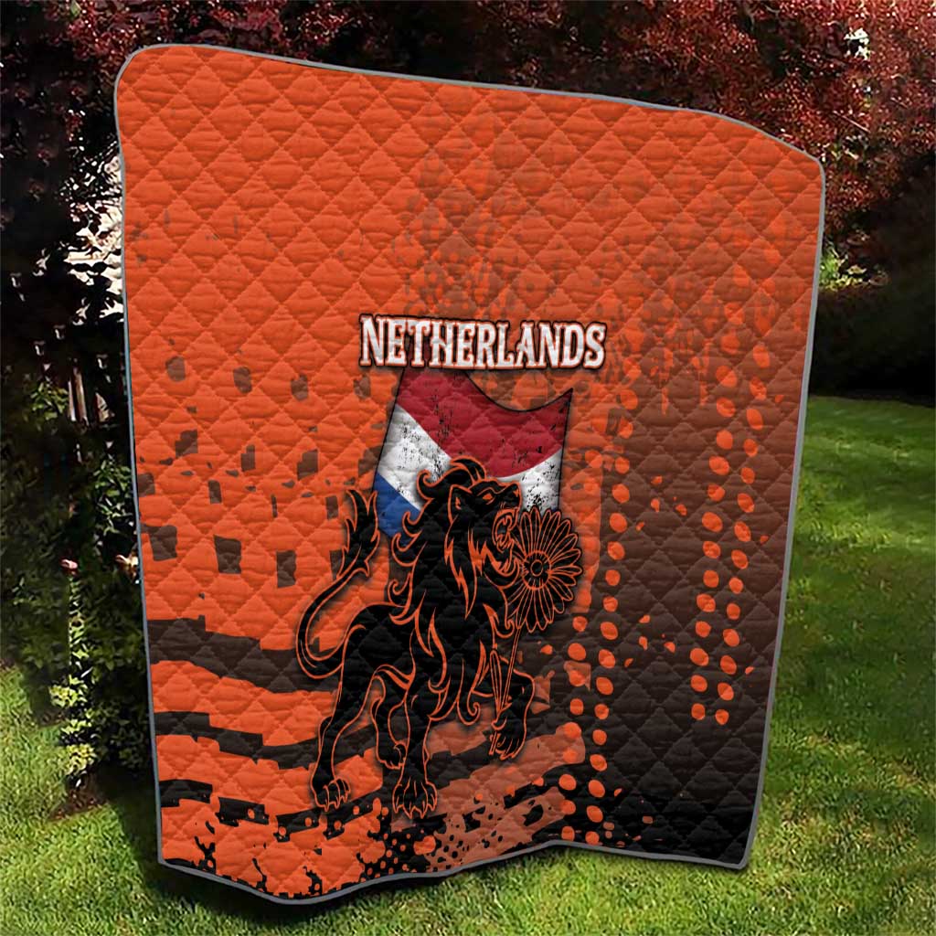 Netherlands Quilt Lion With Daisy Flower - Wonder Print Shop