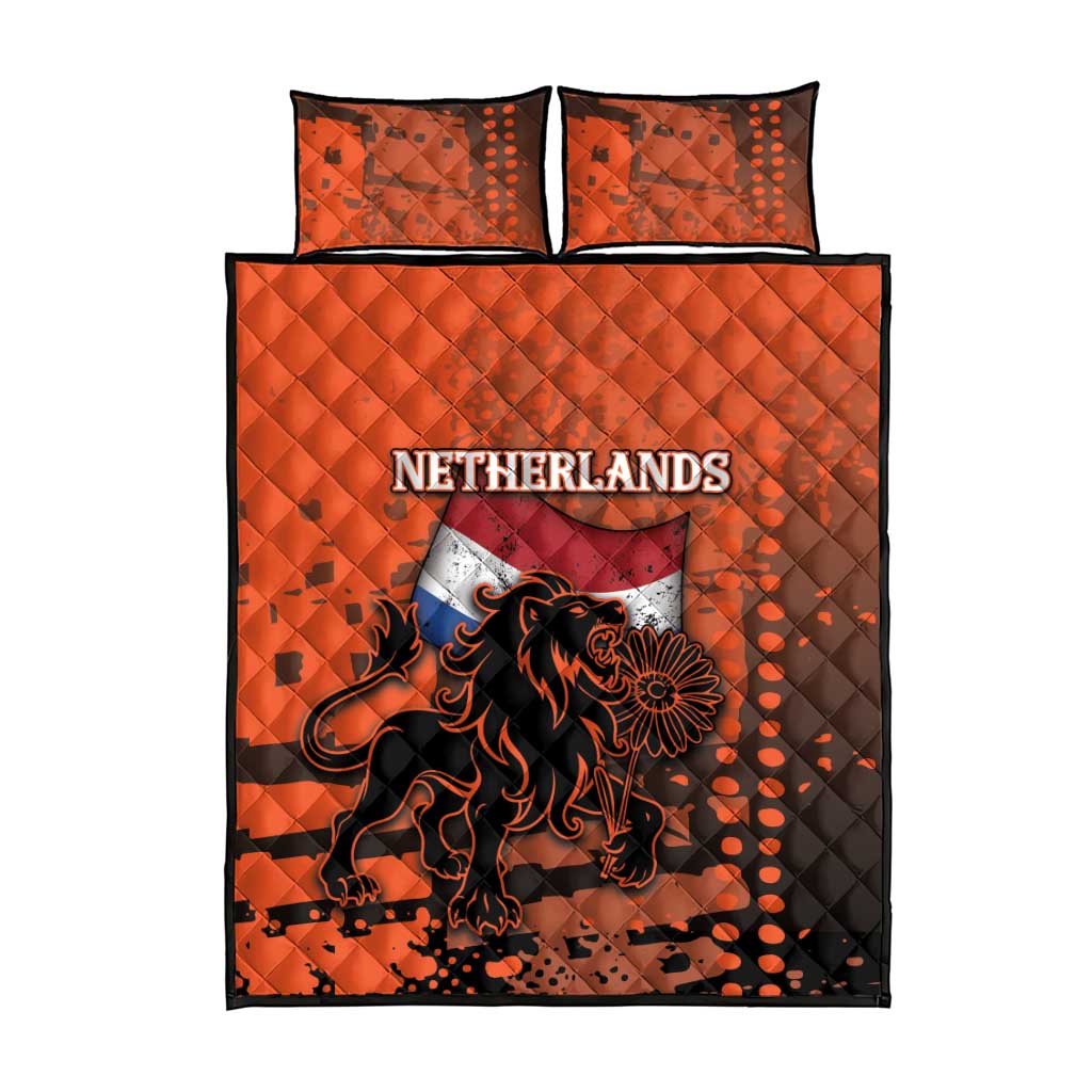 Netherlands Quilt Bed Set Lion With Daisy Flower - Wonder Print Shop