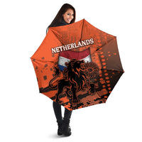 Netherlands Umbrella Lion With Daisy Flower - Wonder Print Shop