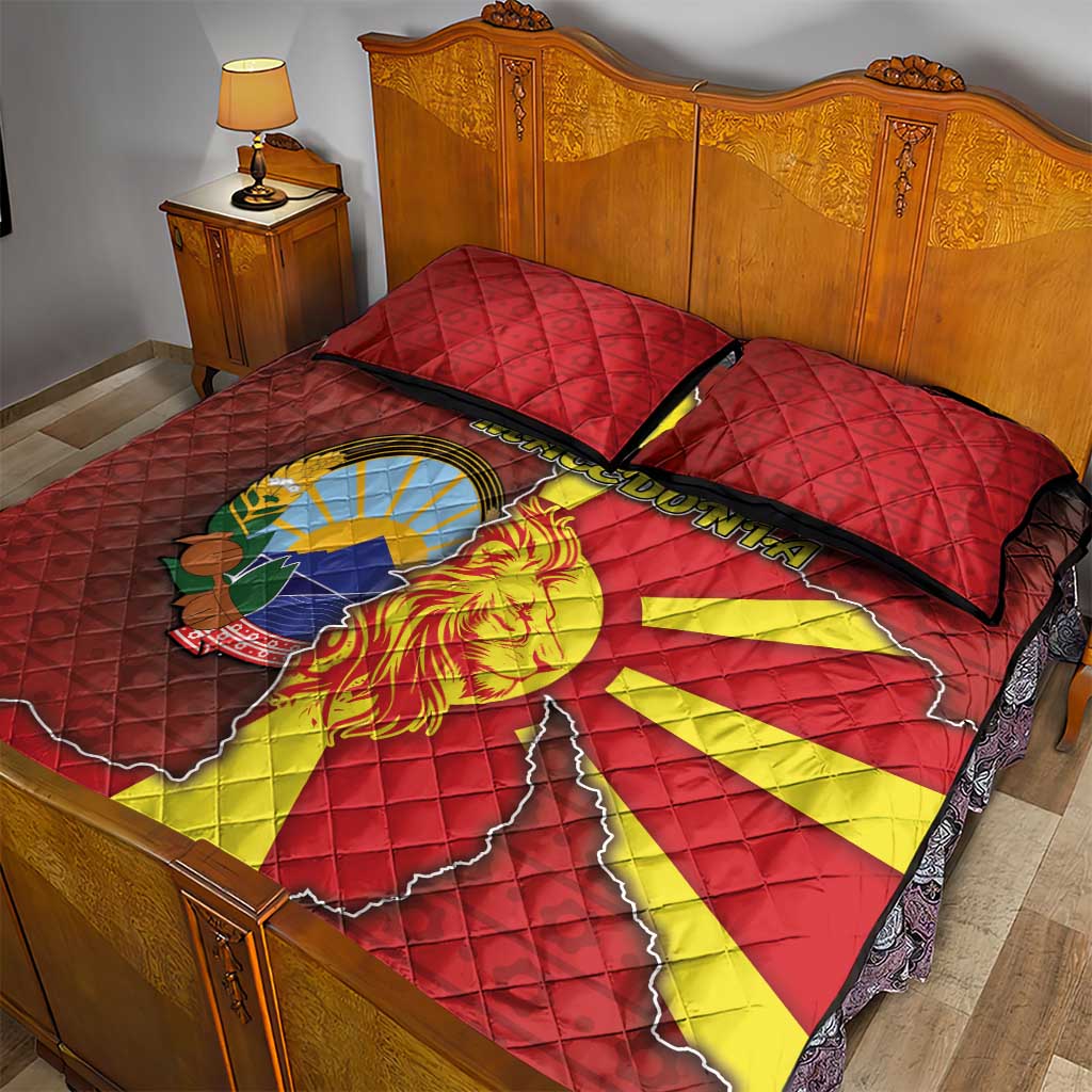 North Macedonia Quilt Bed Set National Emblem With Lion - Wonder Print Shop