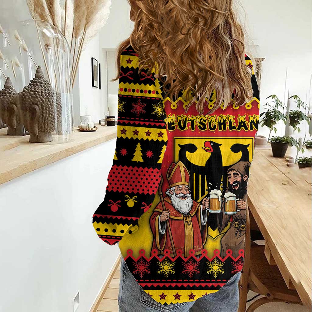 Germany Christmas Women Casual Shirt Saint Nicholas And Knecht Ruprecht Drink Beer - Wonder Print Shop
